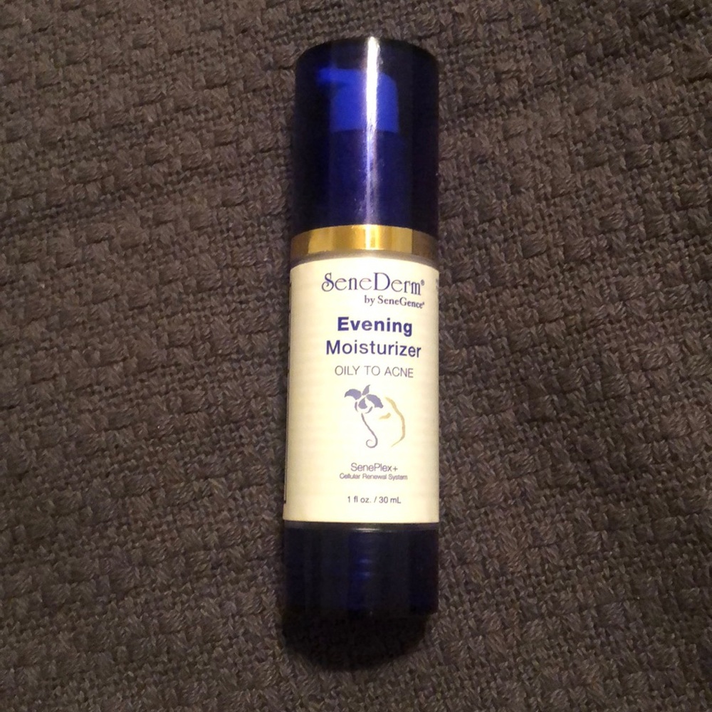 Senegence evening moisturizer